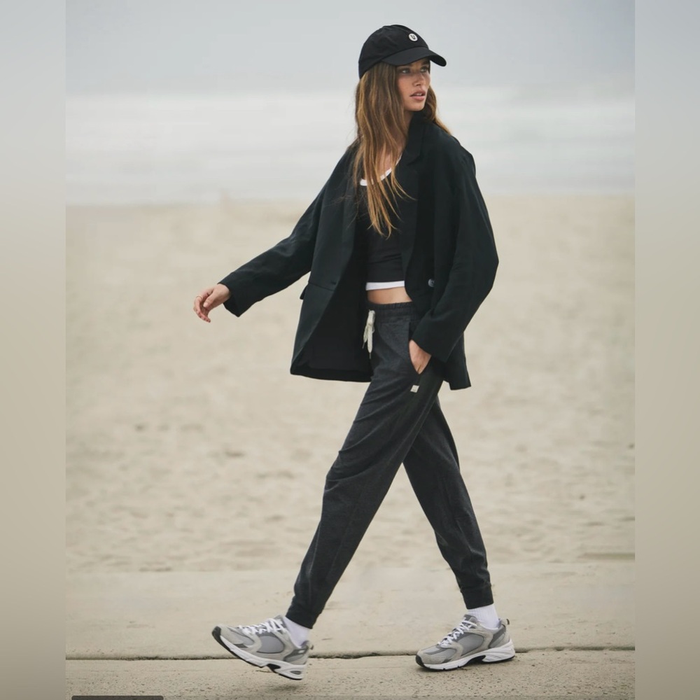 Vuori Comfy Soft Athletic Performance Jogger Pants